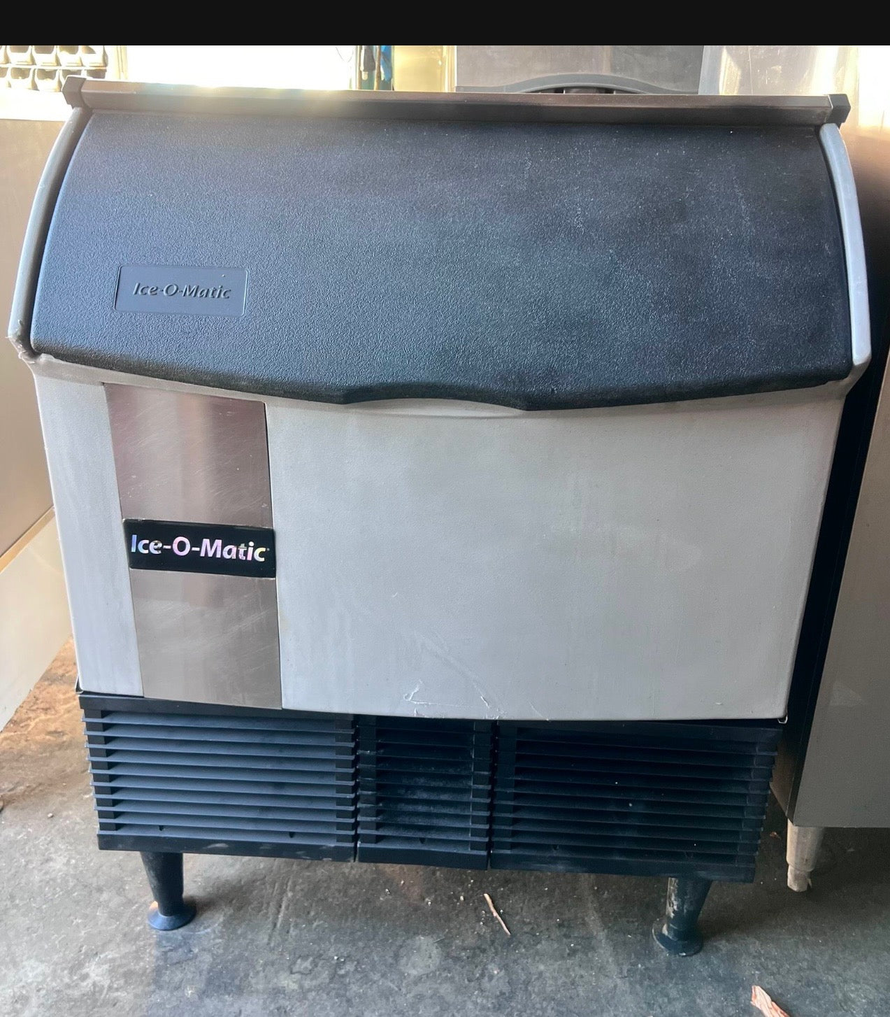 Ice Makers: Multiple Brands & Ice Capacities, Stainless Steel, Commercial Grade